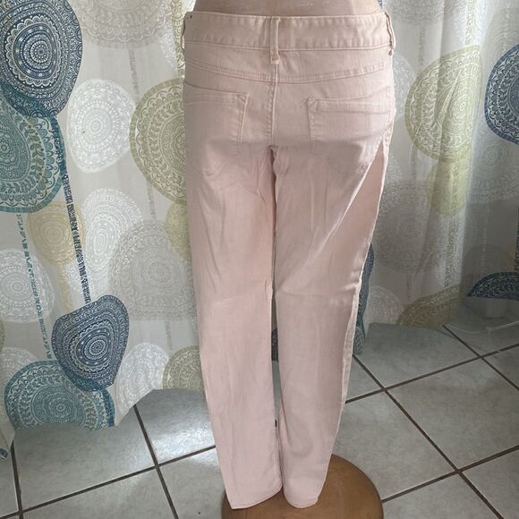 Express. Baby pink jean leggings with gold accent buttons. Woman’s 8. NWOT. - Picture 3 of 5